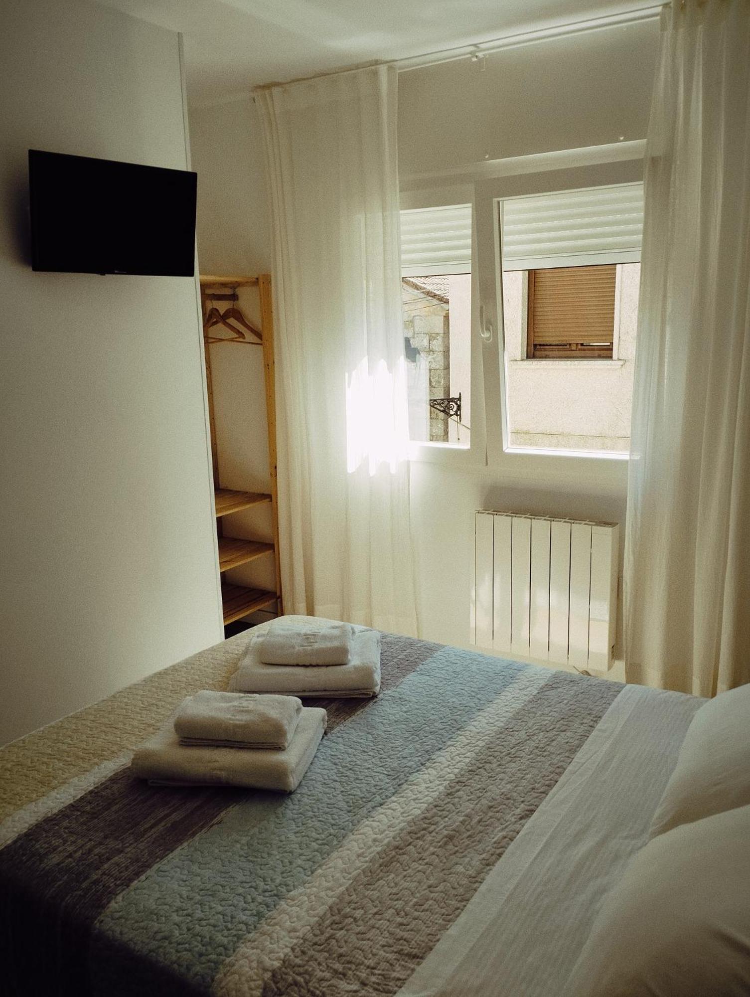 Apartamentos La Capilla Villanueva De Arosa Phòng bức ảnh